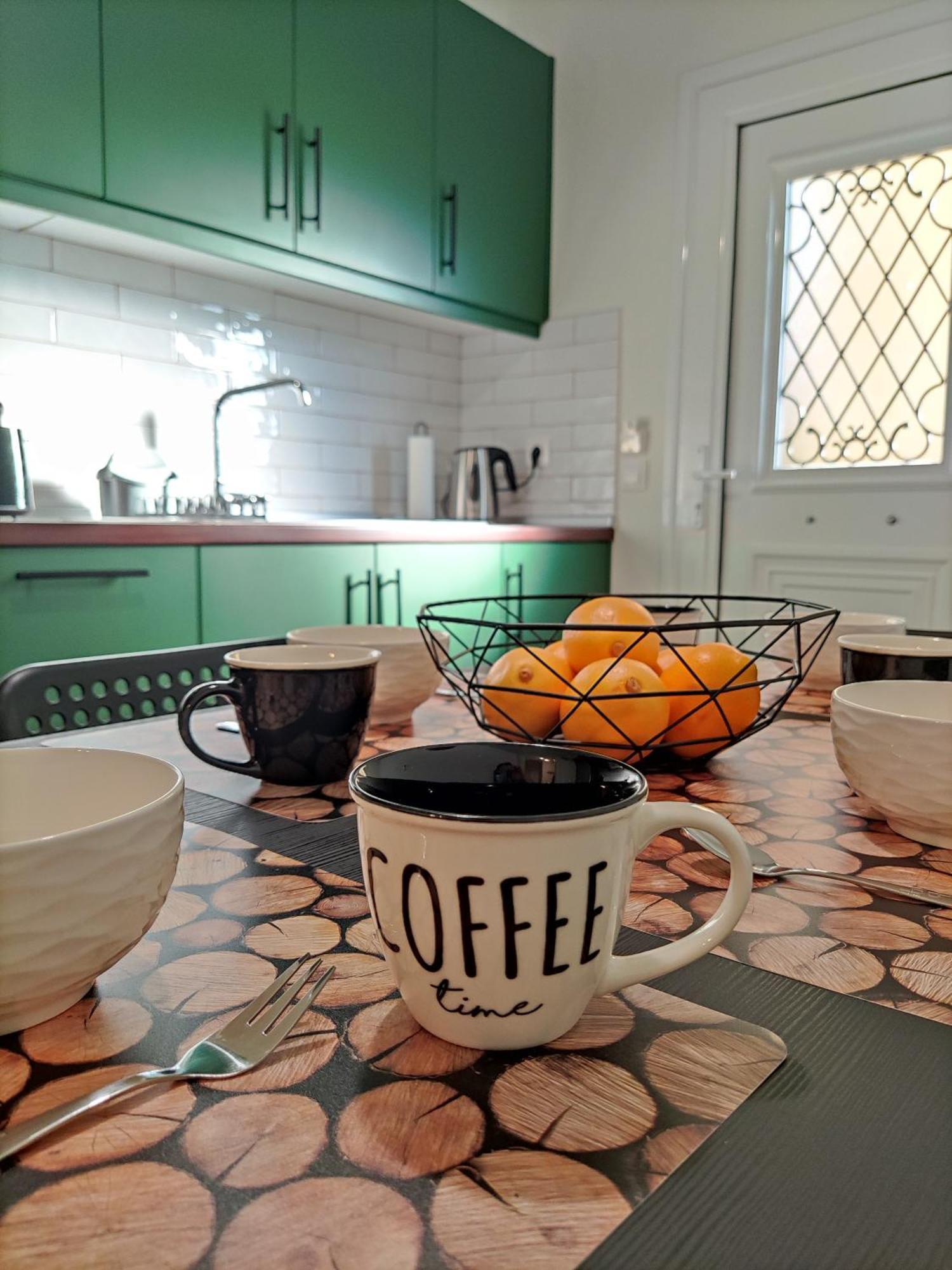 Angelique'S Cozy Apartment Alepou 外观 照片